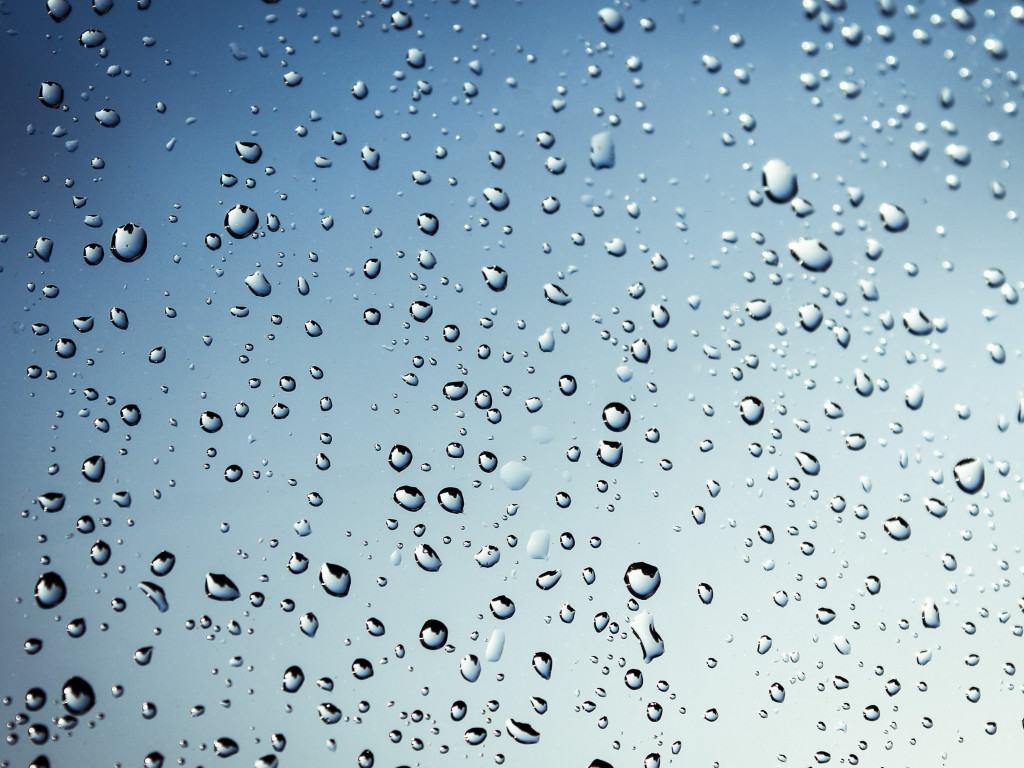 Rain drops on window wallpaper 1024x768