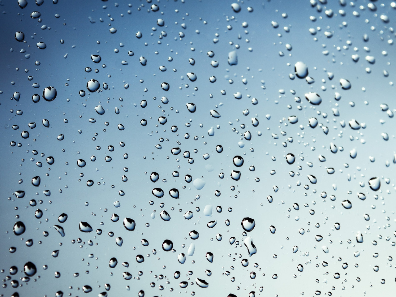 Rain drops on window wallpaper 1280x960