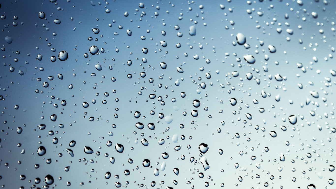 Rain drops on window wallpaper 1366x768
