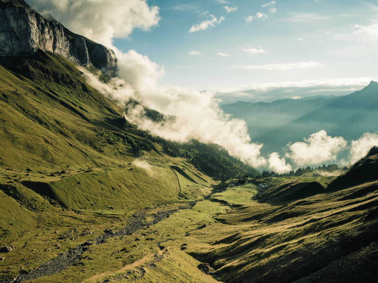 Landscape from Rhone Alpes, France wallpaper 1280x960