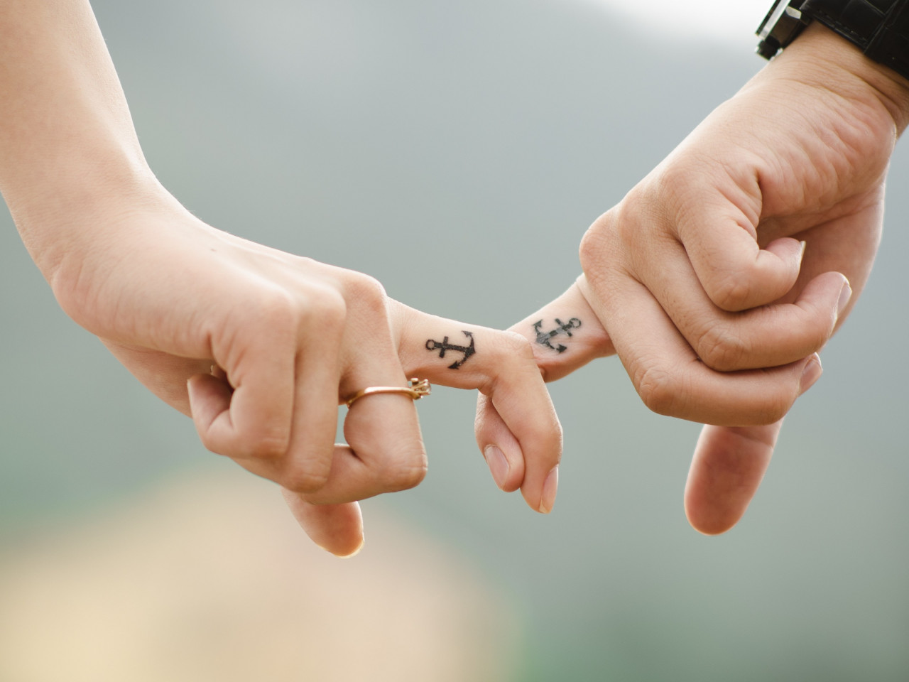 Hands, love, couple, ring wallpaper 1280x960