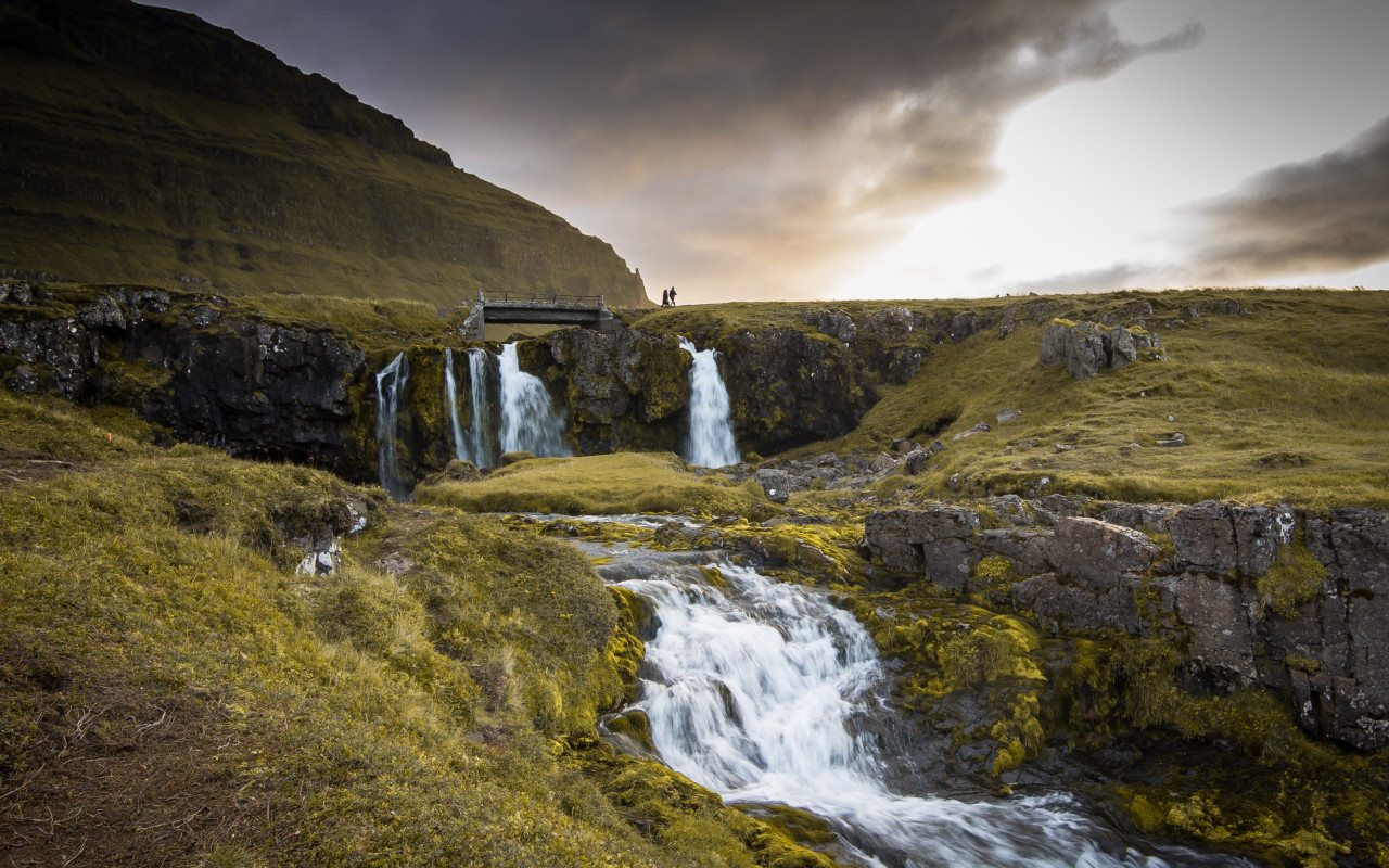 Iceland falls wallpaper 1280x800