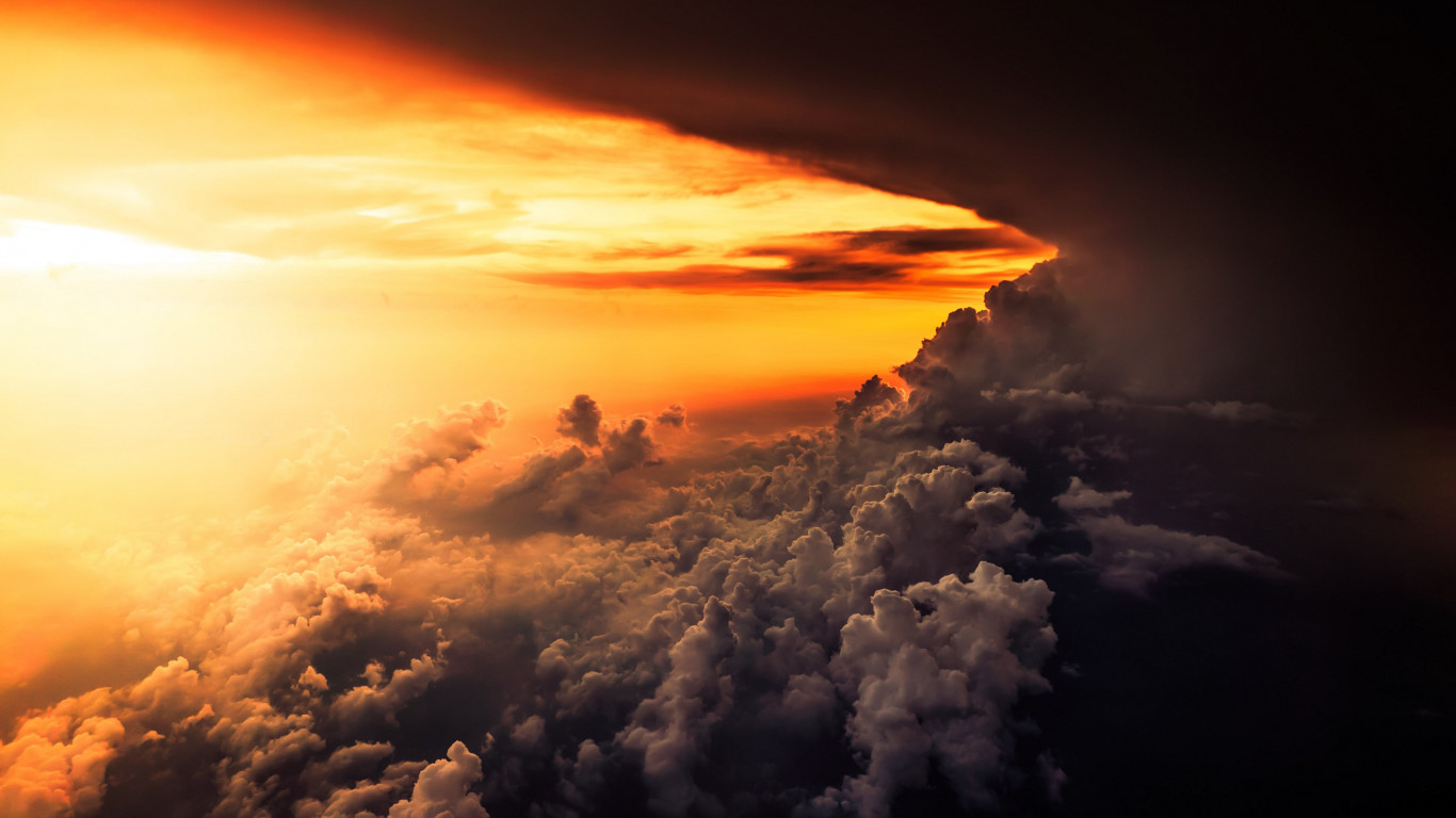 How is look the best sunset from airplane wallpaper 1366x768