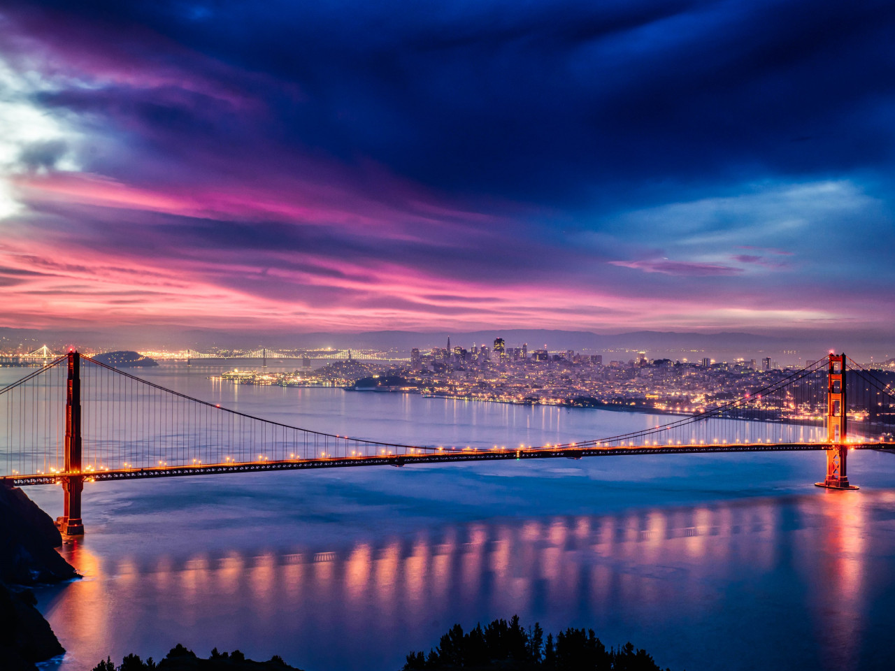 Skyfire over San Francisco Bay Bridge wallpaper 1280x960