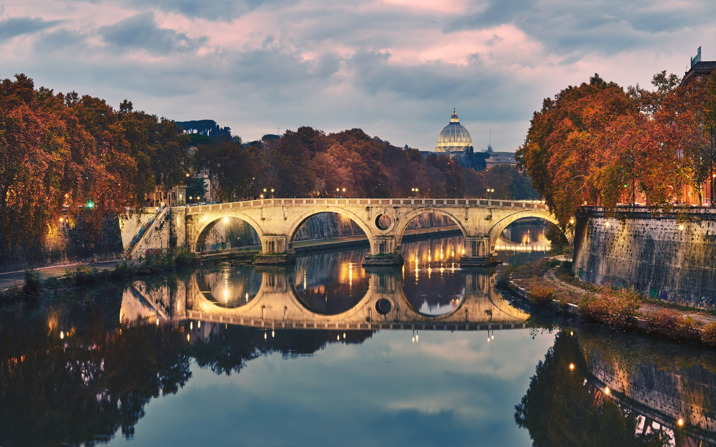Ponte Sisto in Rome, Italy wallpaper 1440x900