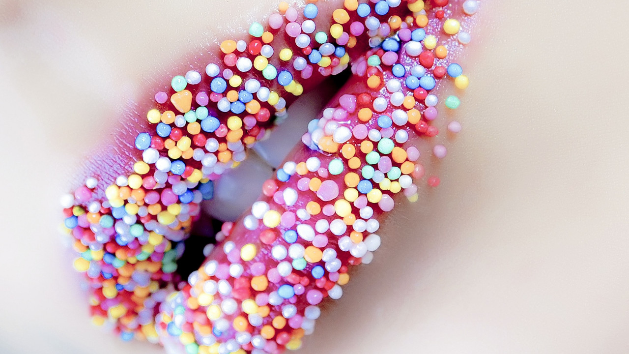 Lips with sweets wallpaper 1280x720