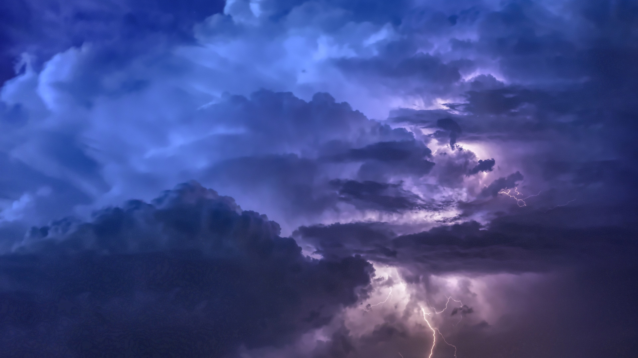 Thunders and lightnings wallpaper 2560x1440