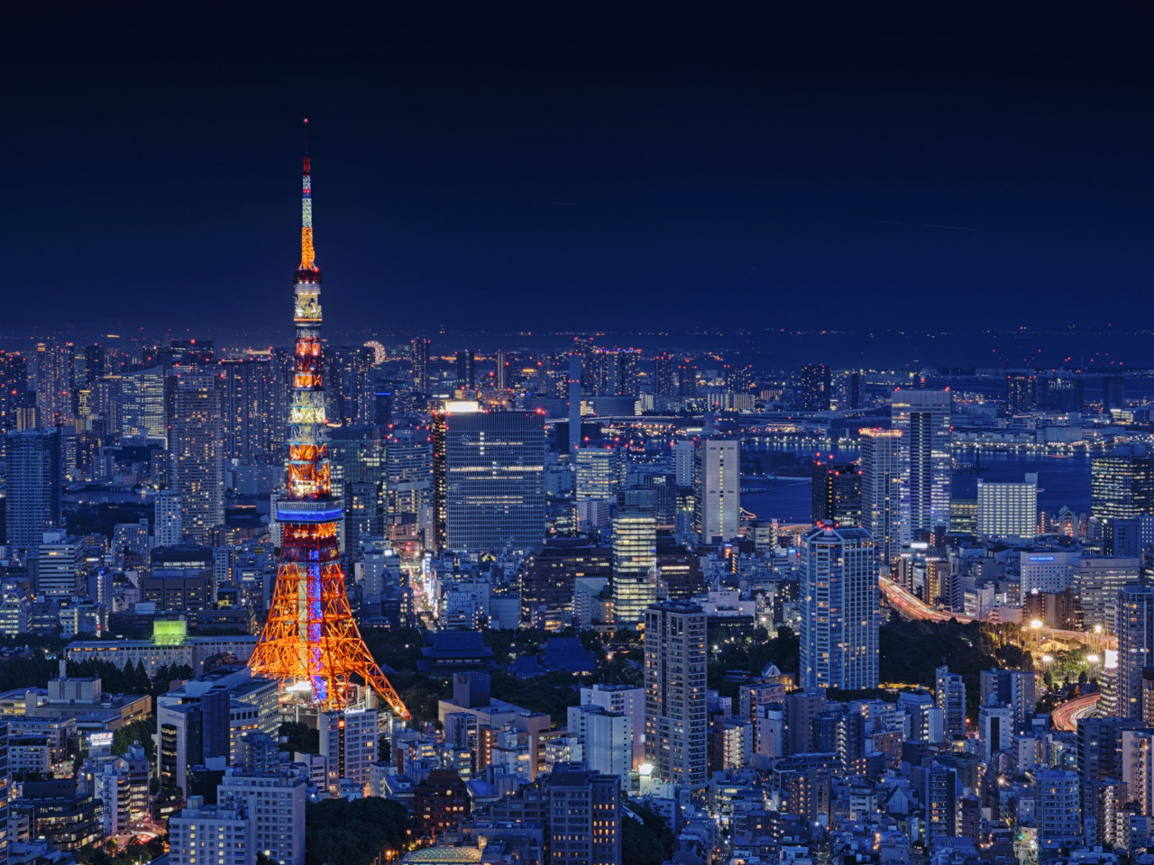 Tokyo Tower wallpaper 1280x960
