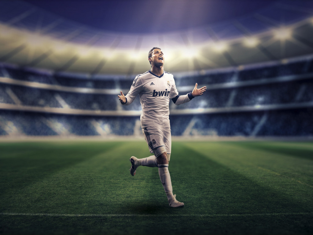 Cristiano Ronaldo for Real Madrid wallpaper 1024x768