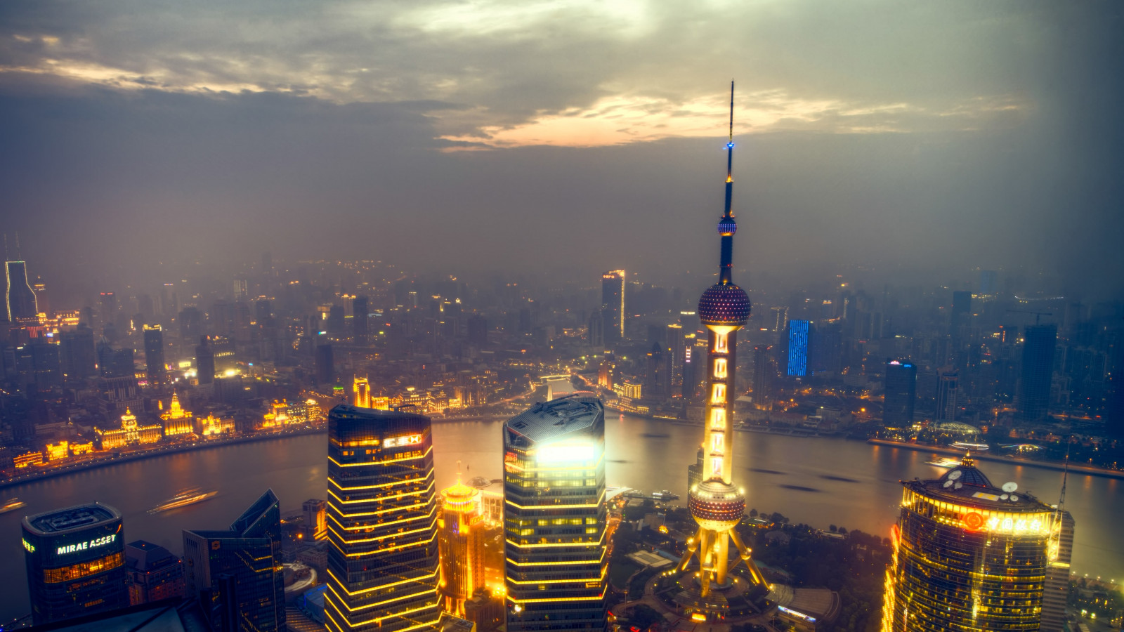 Sunset over Shanghai wallpaper 1600x900