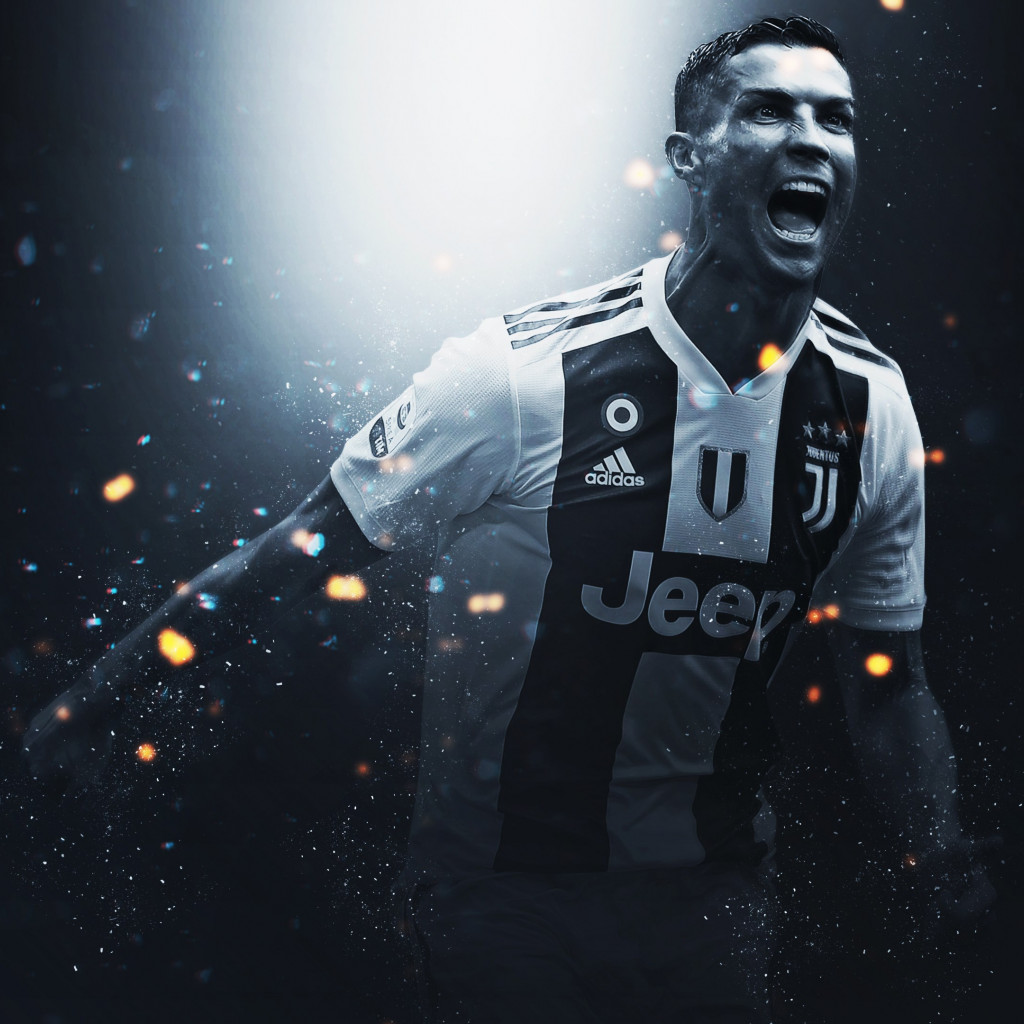 Cristiano Ronaldo at Juventus wallpaper 1024x1024