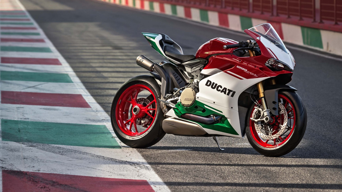 Download wallpaper: Ducati 1299 Panigale R 1366x768