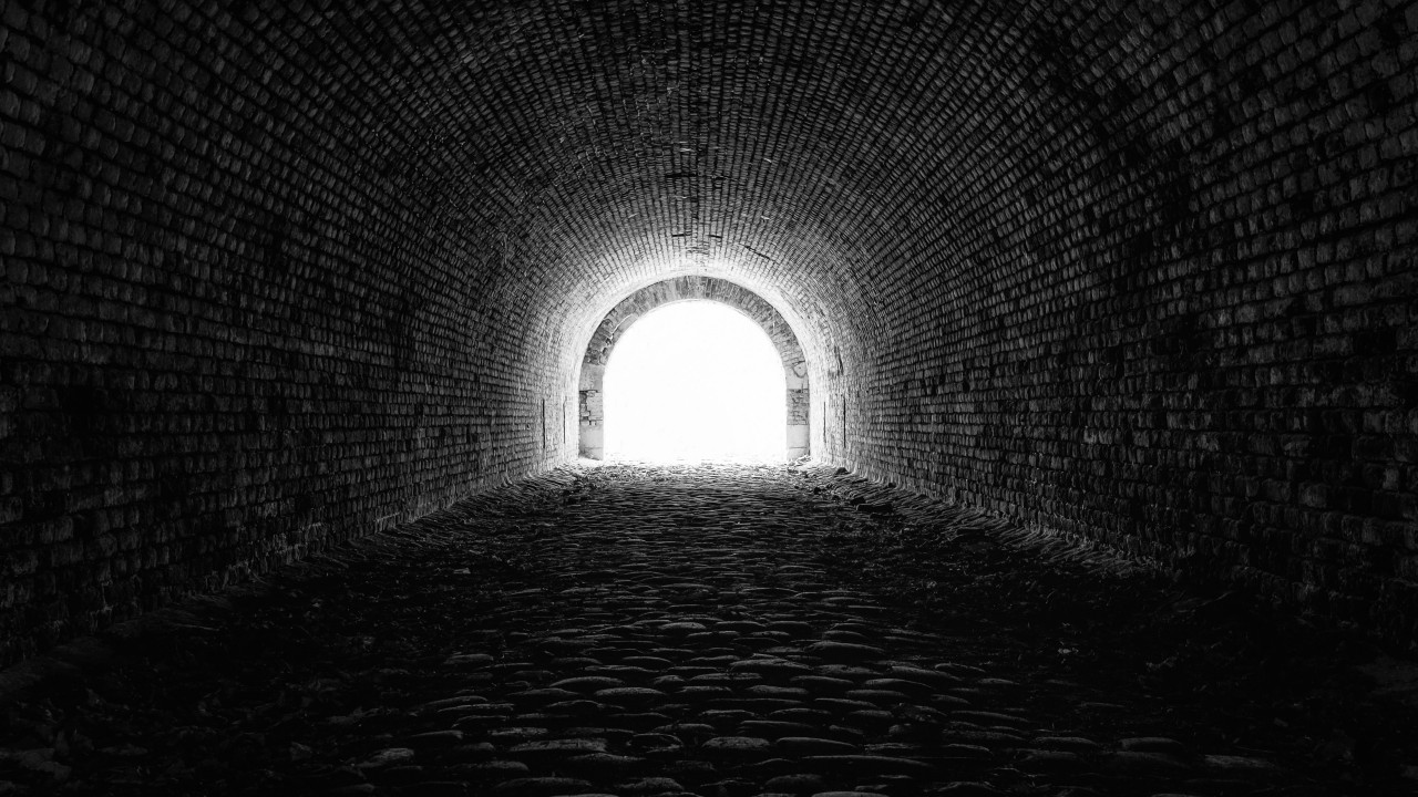 Light at the end of the tunnel wallpaper 1280x720