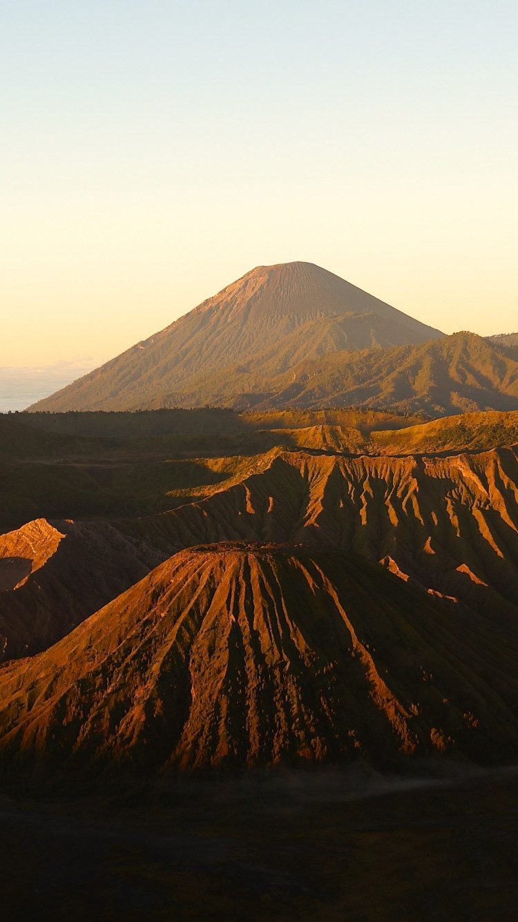 Active Volcanos from Mount Bromo wallpaper 750x1334