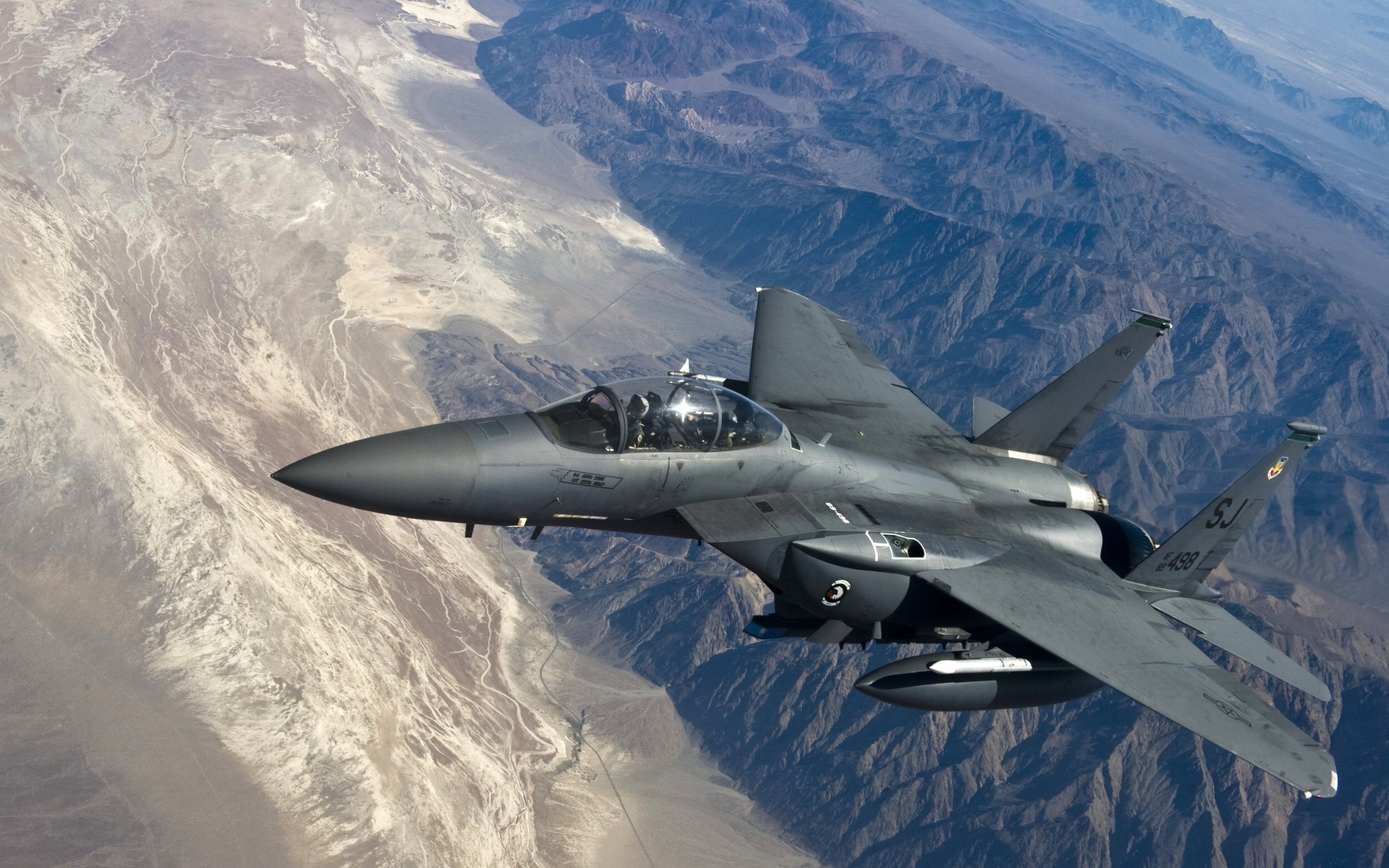 F 15 Strike Eagle wallpaper 2560x1600