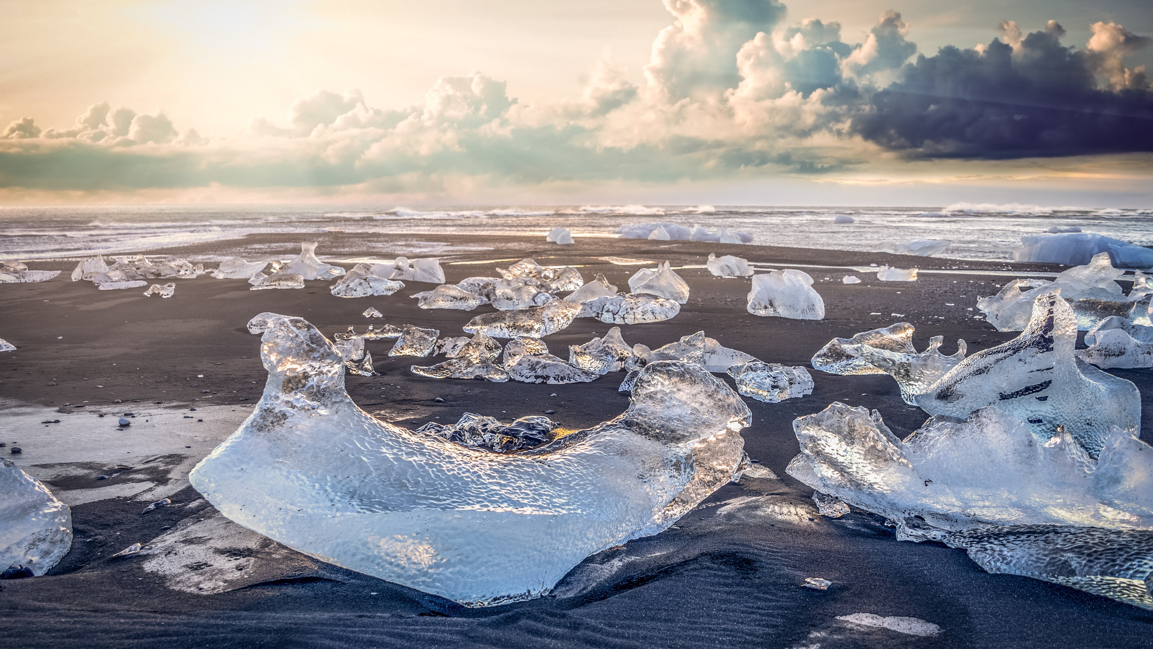 Jokulsorlon glacier lagoon wallpaper 3840x2160