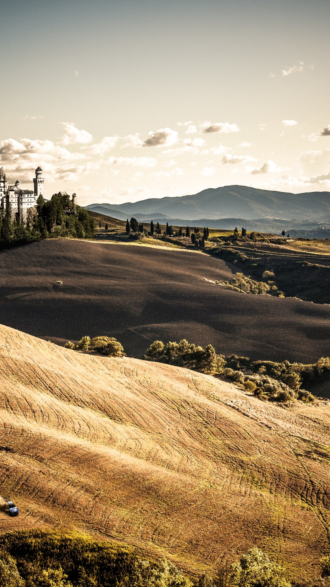 Toscana, Italy. Wonderful landscape wallpaper 1080x1920