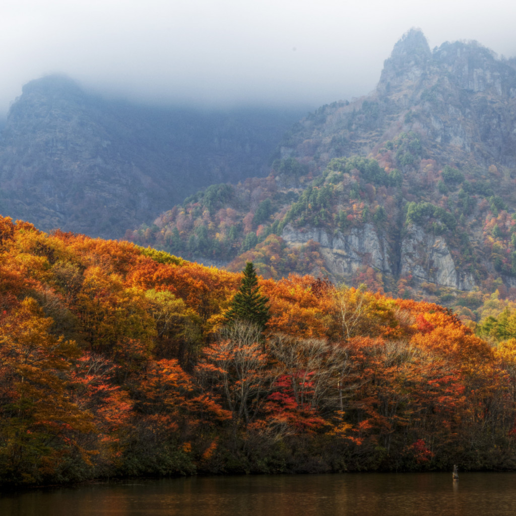 Autumn landscape from Kagamiike pond, Japan wallpaper 1024x1024