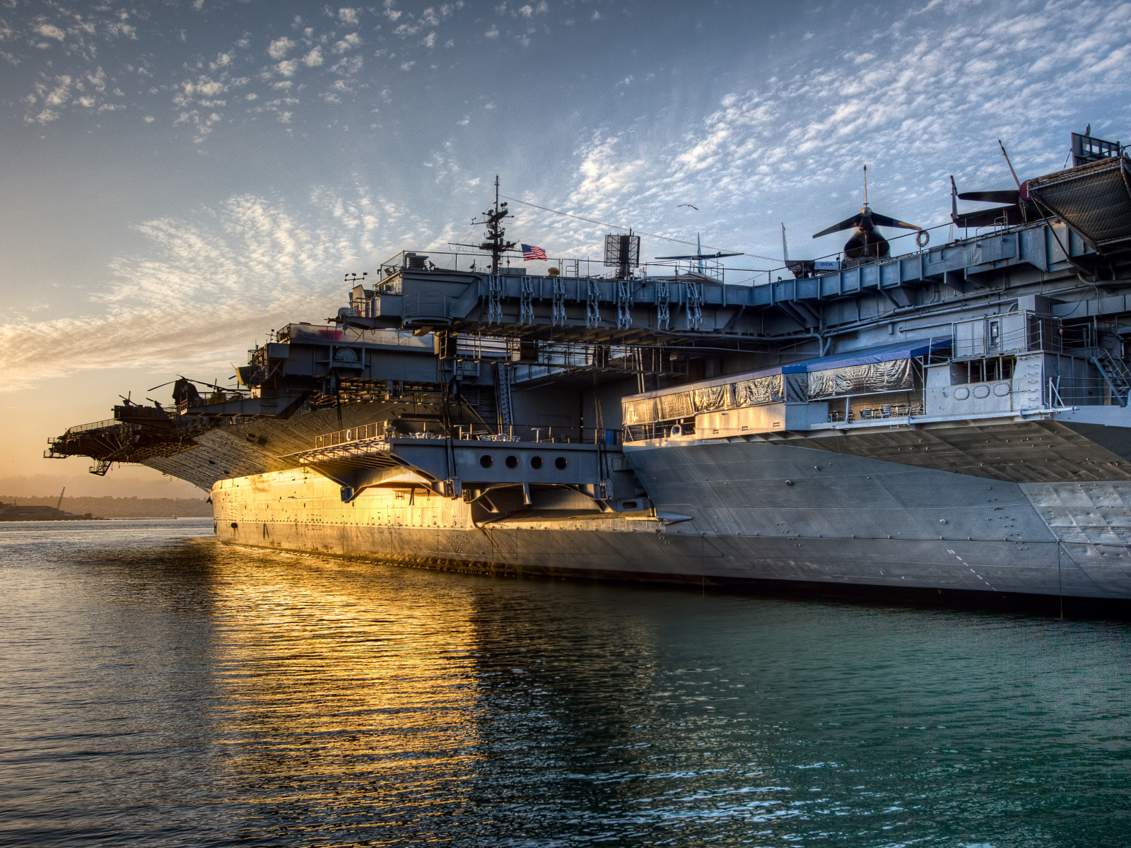 USS Midway Aircraft Carrier wallpaper 1600x1200