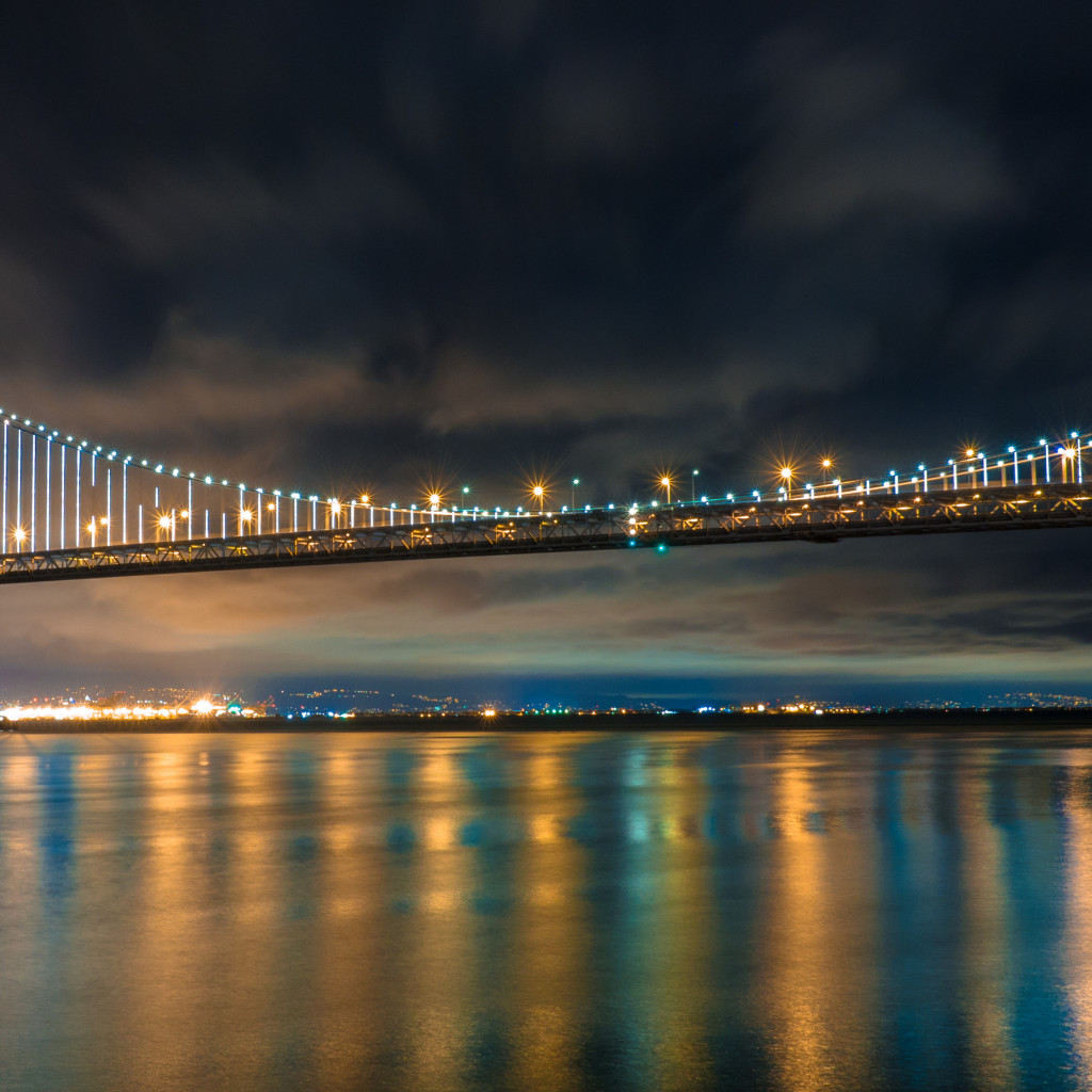 San Francisco Bay Bridge at Night wallpaper 1024x1024