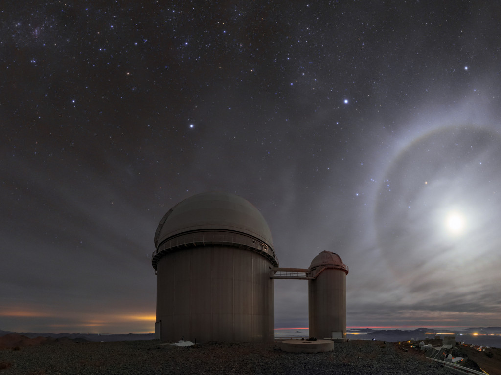 La Silla Observatory in Chile wallpaper 1024x768