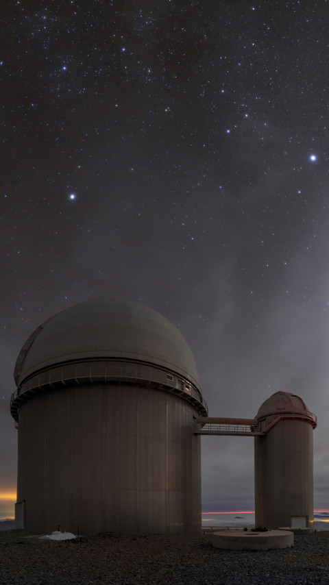 La Silla Observatory in Chile wallpaper 480x854