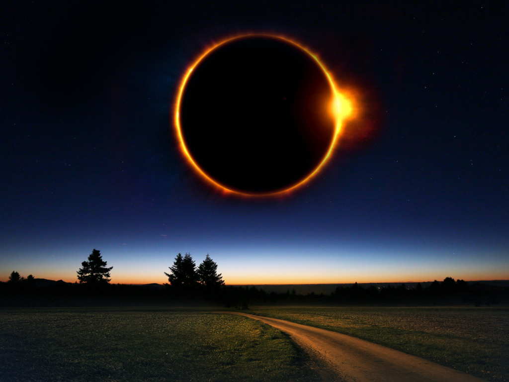 Fantasy solar eclipse wallpaper 1024x768
