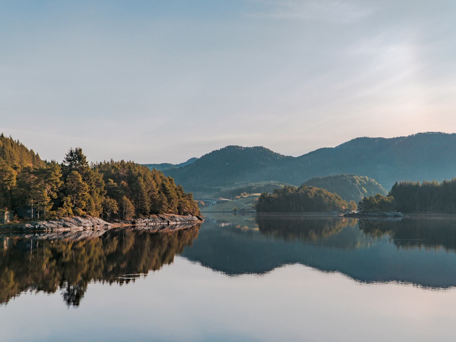 Download wallpaper: Nature in Norway 1024x768