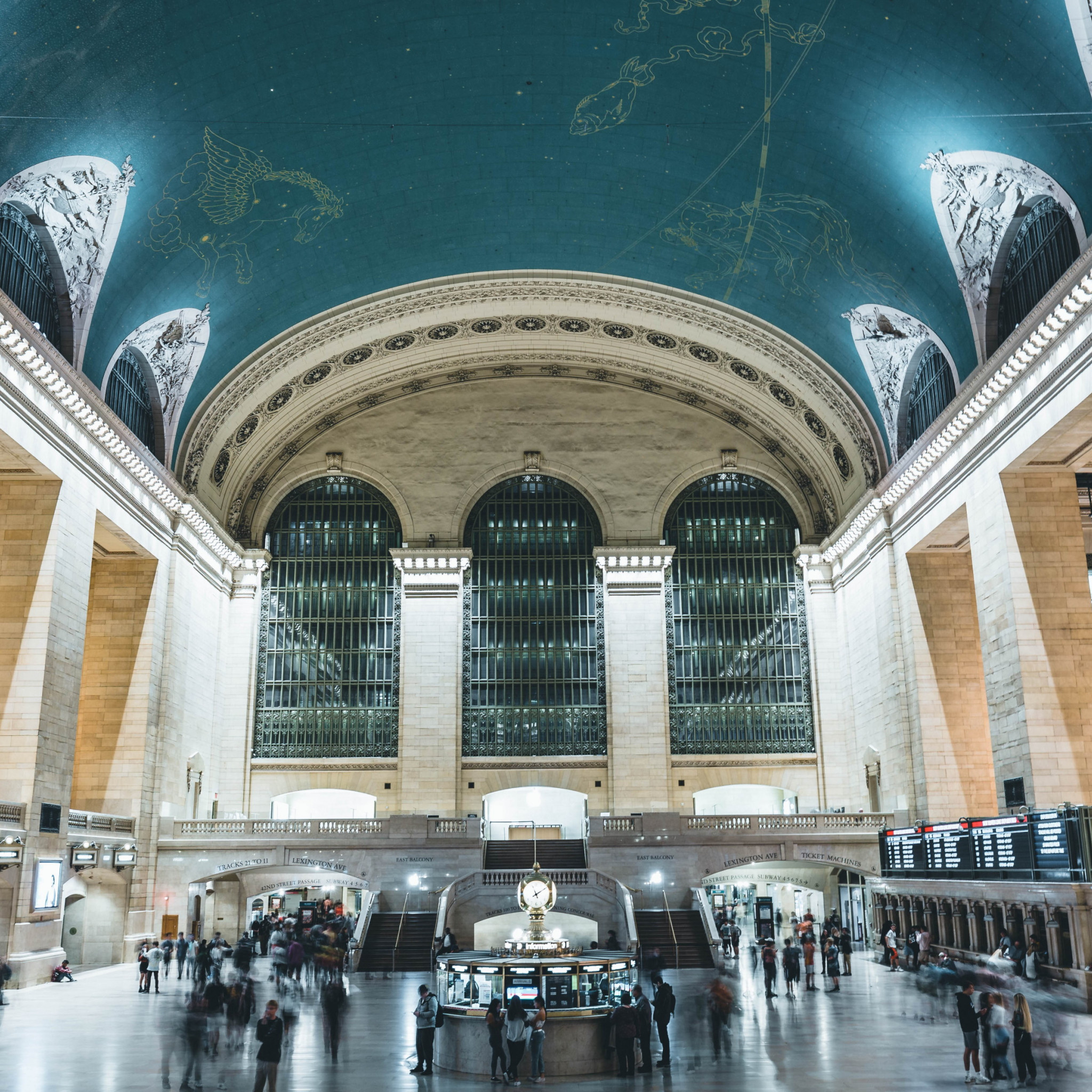 Grand Central Railway Station, New York wallpaper 2048x2048