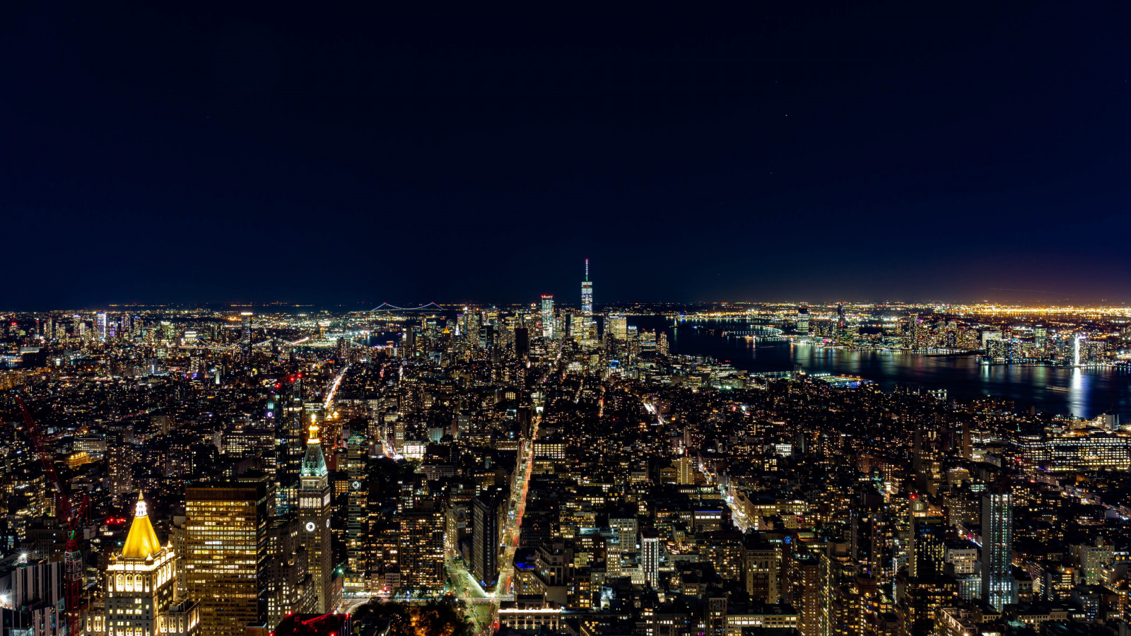 Night skyline from New York wallpaper 1600x900
