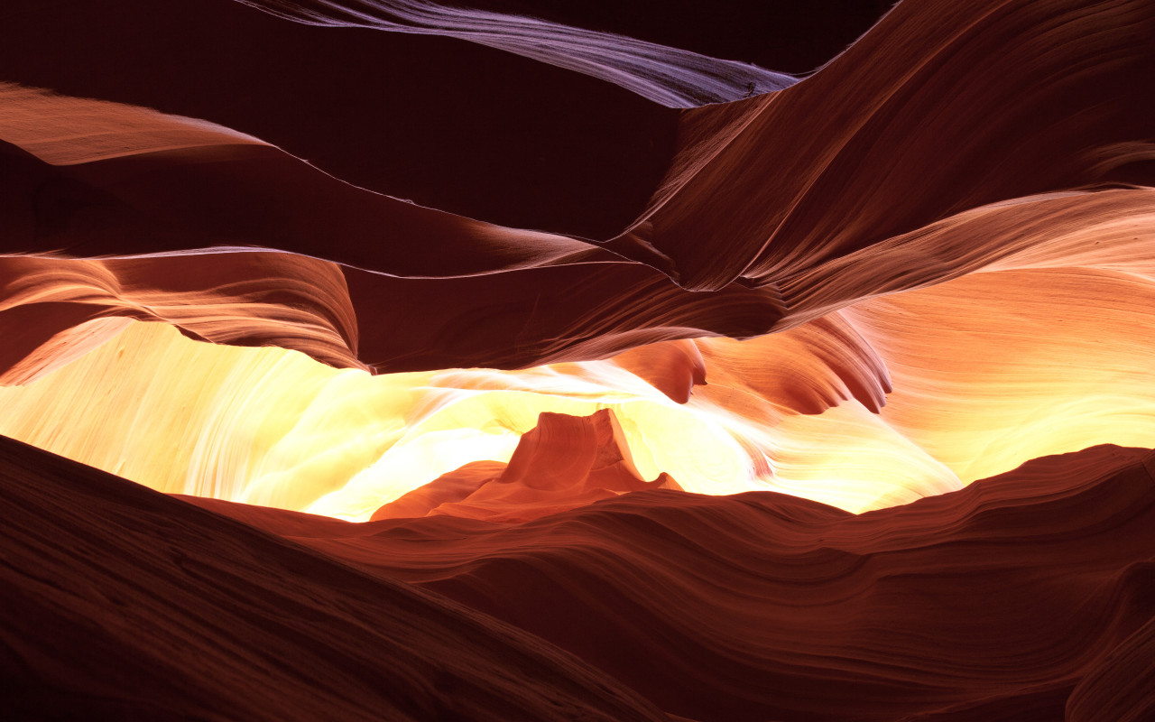 Exploring the Antelope Canyon wallpaper 1280x800