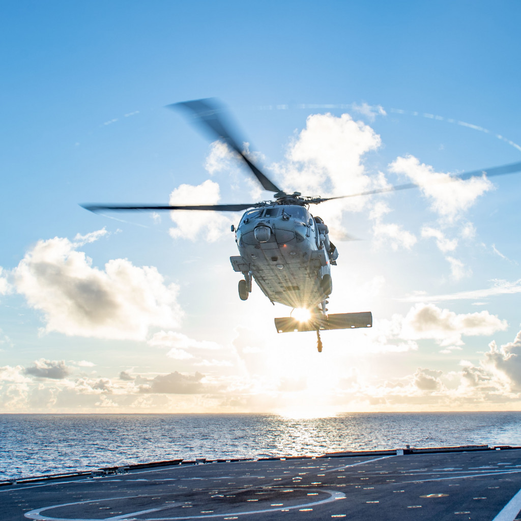 Seahawk Helicopter wallpaper 1024x1024