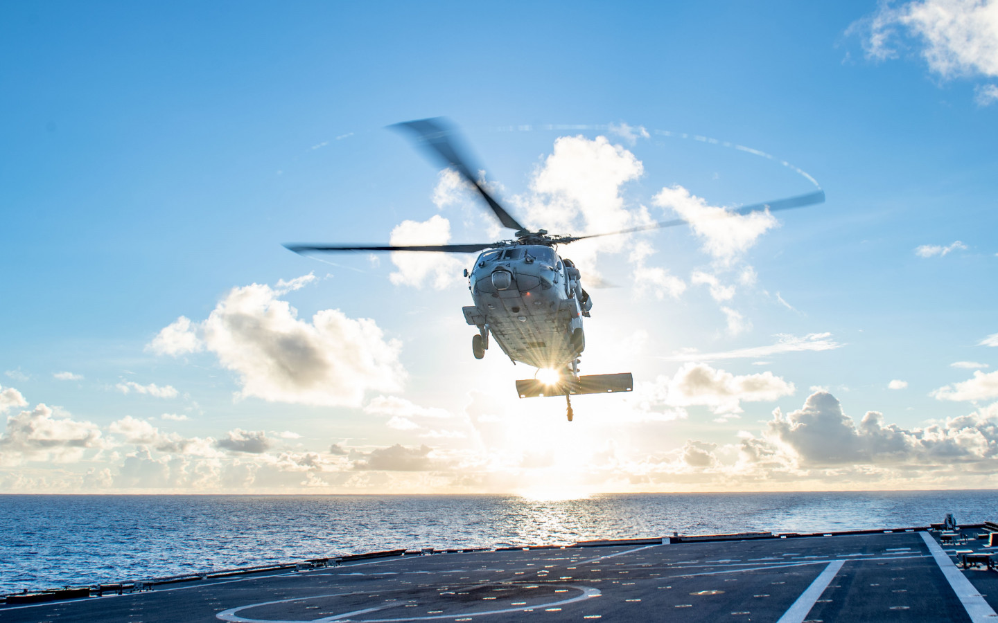 Seahawk Helicopter wallpaper 1440x900